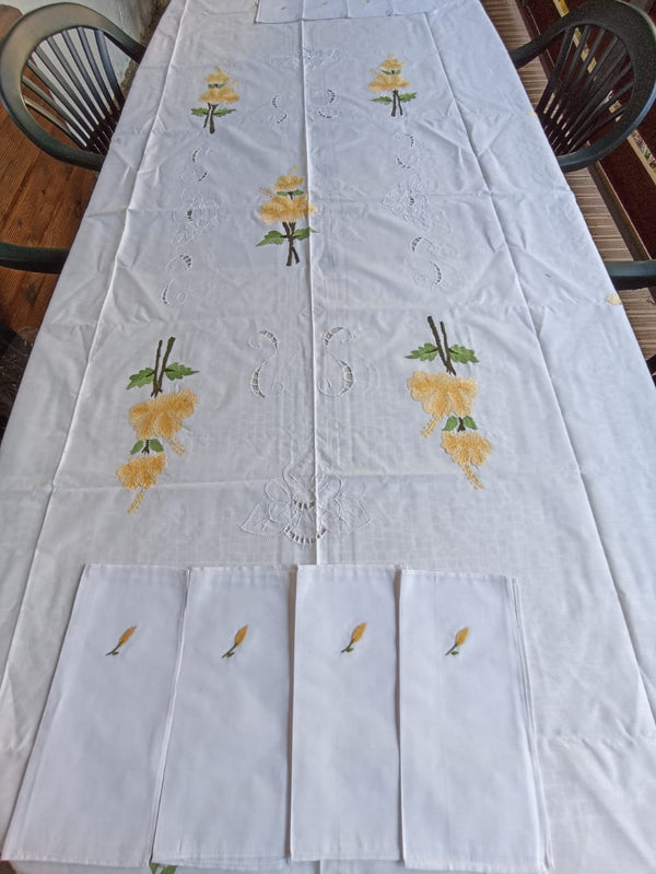 Nappe de table petakofehy 8 couverts à fleur jaune
