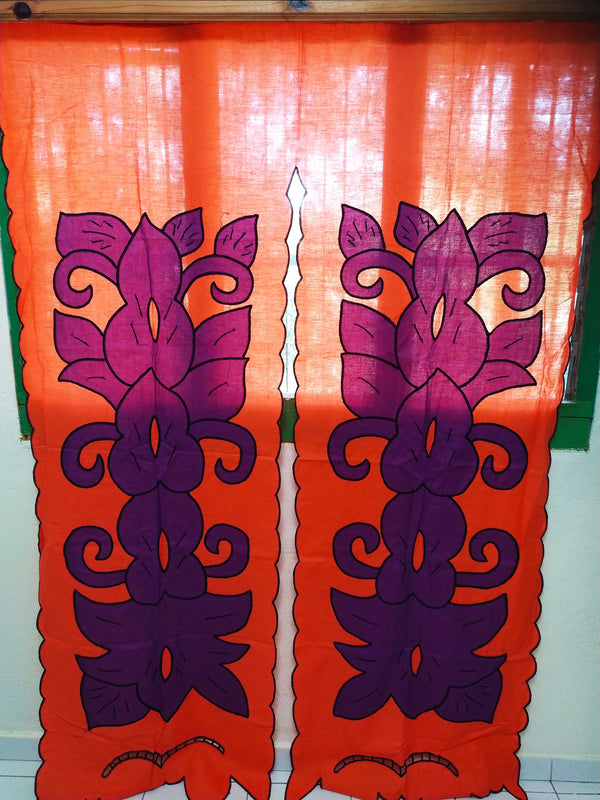 Rideau petademba 2 portes orange avec motifs violets